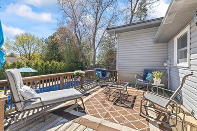 27 Inverlyn Crescent S • Kincardine, ON photo 3