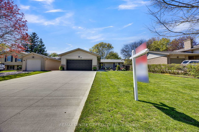 27 Bartlett Crescent
