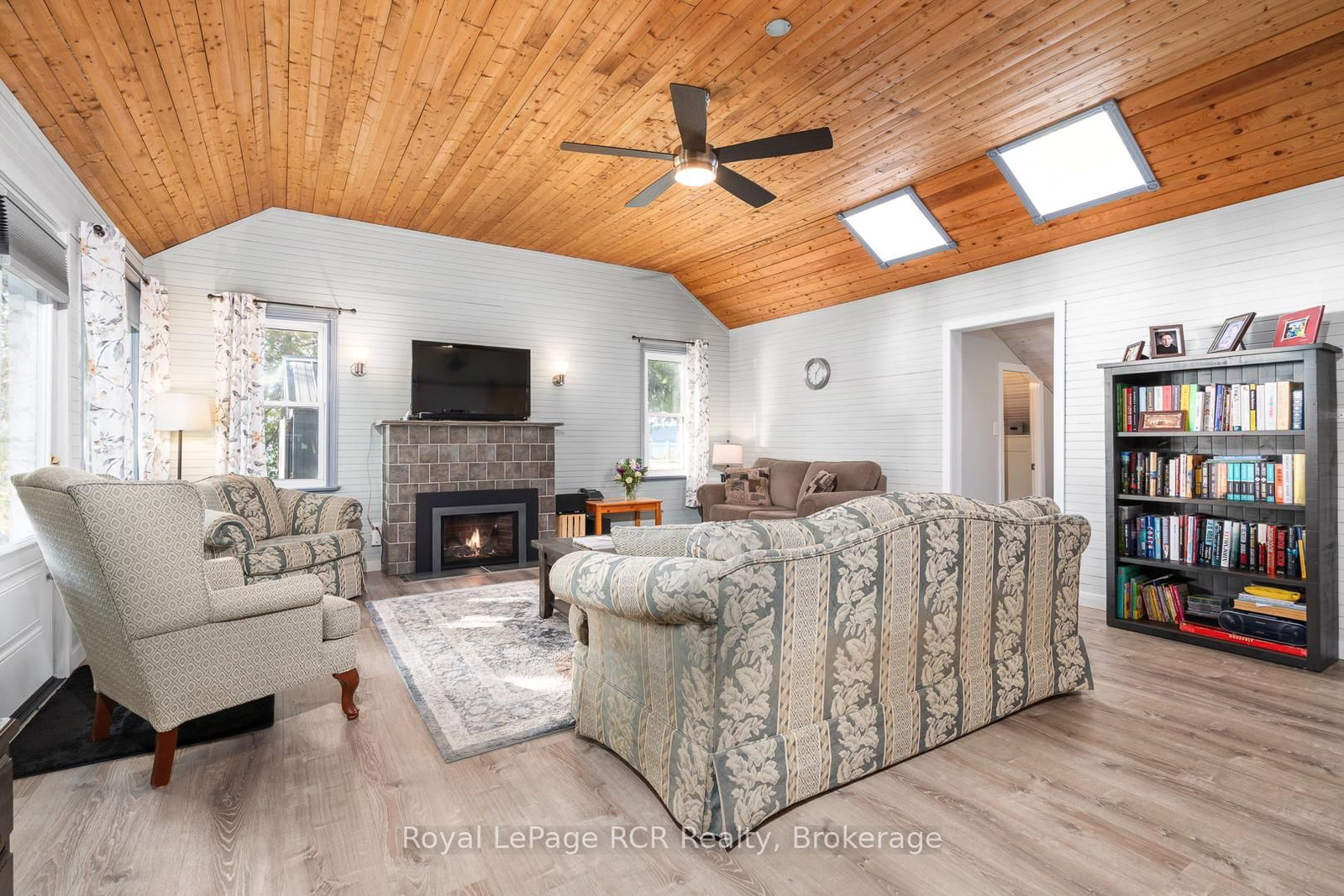 502183 Grey Road 1 Road • Georgian Bluffs, ON photo 23