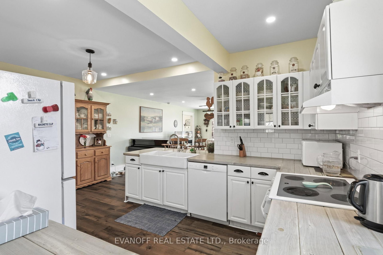 61 Bond Street W • Kawartha Lakes, ON photo 16