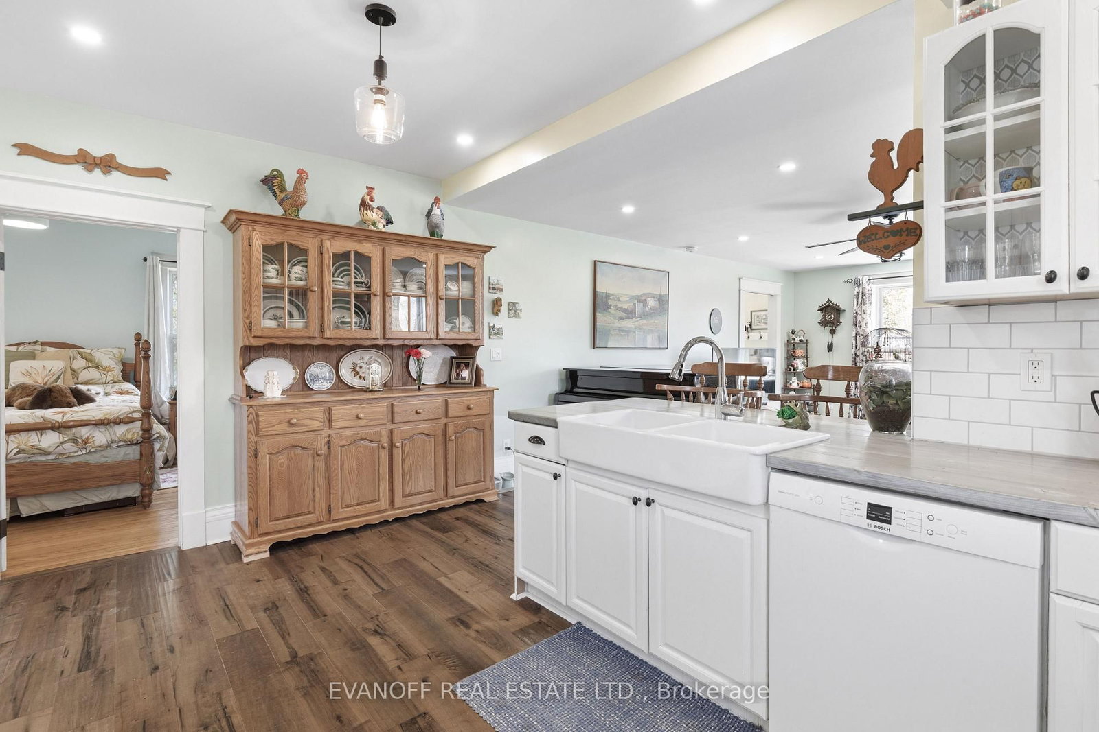 61 Bond Street W • Kawartha Lakes, ON photo 18