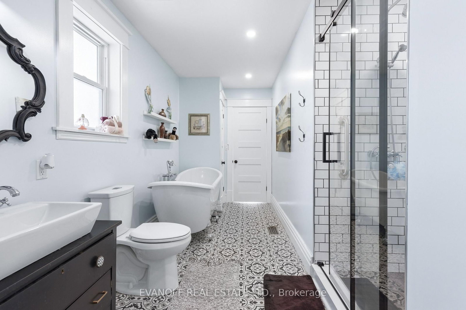 61 Bond Street W • Kawartha Lakes, ON photo 27