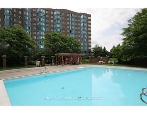 1025 Grenon Avenue, Unit 409 - Photo 18