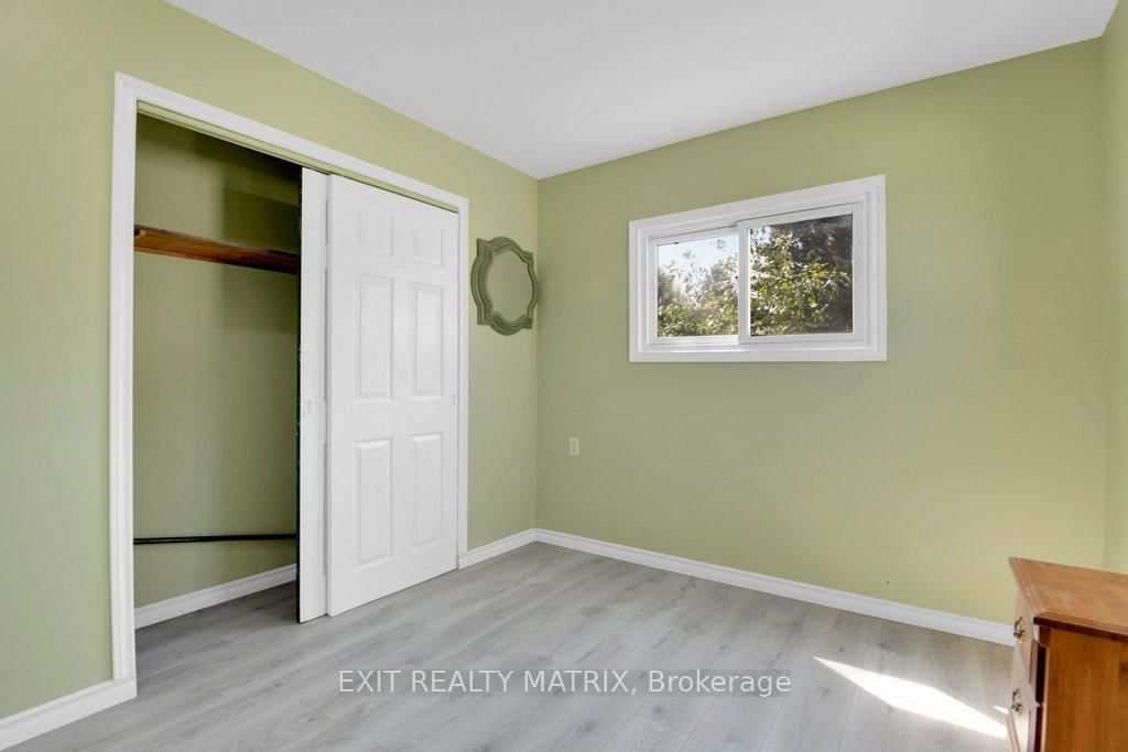 8930 Lynwood Park Private • Ottawa, ON photo 16