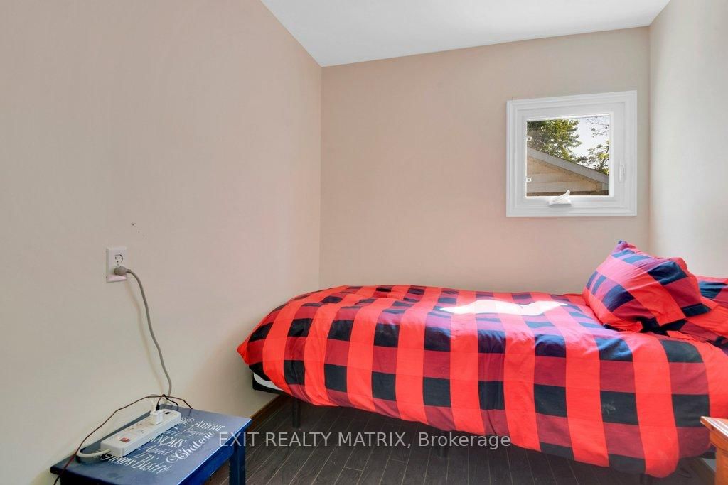 8930 Lynwood Park Private • Ottawa, ON photo 19