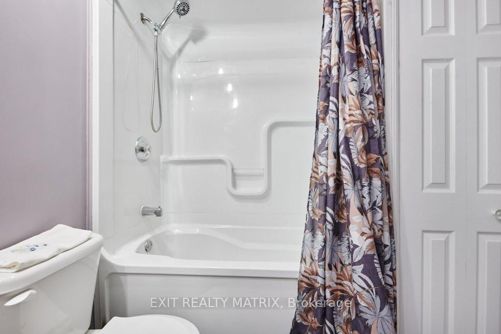 8930 Lynwood Park Private • Ottawa, ON photo 22