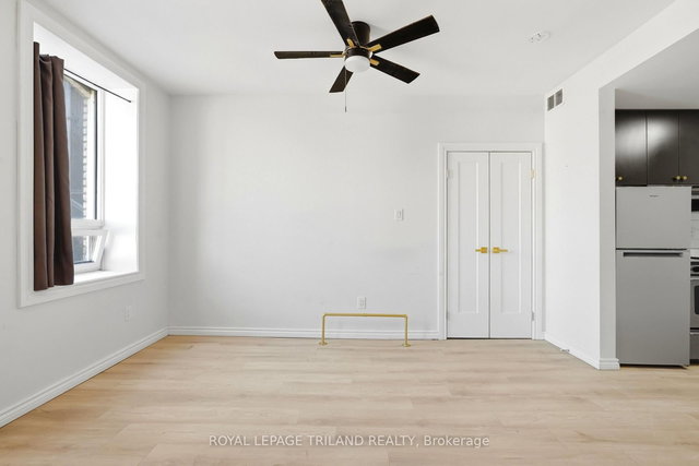 303 - 423 Richmond Street
