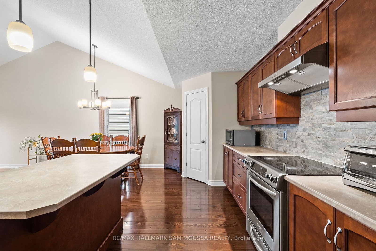 631 Robert Hill Street - Photo 15