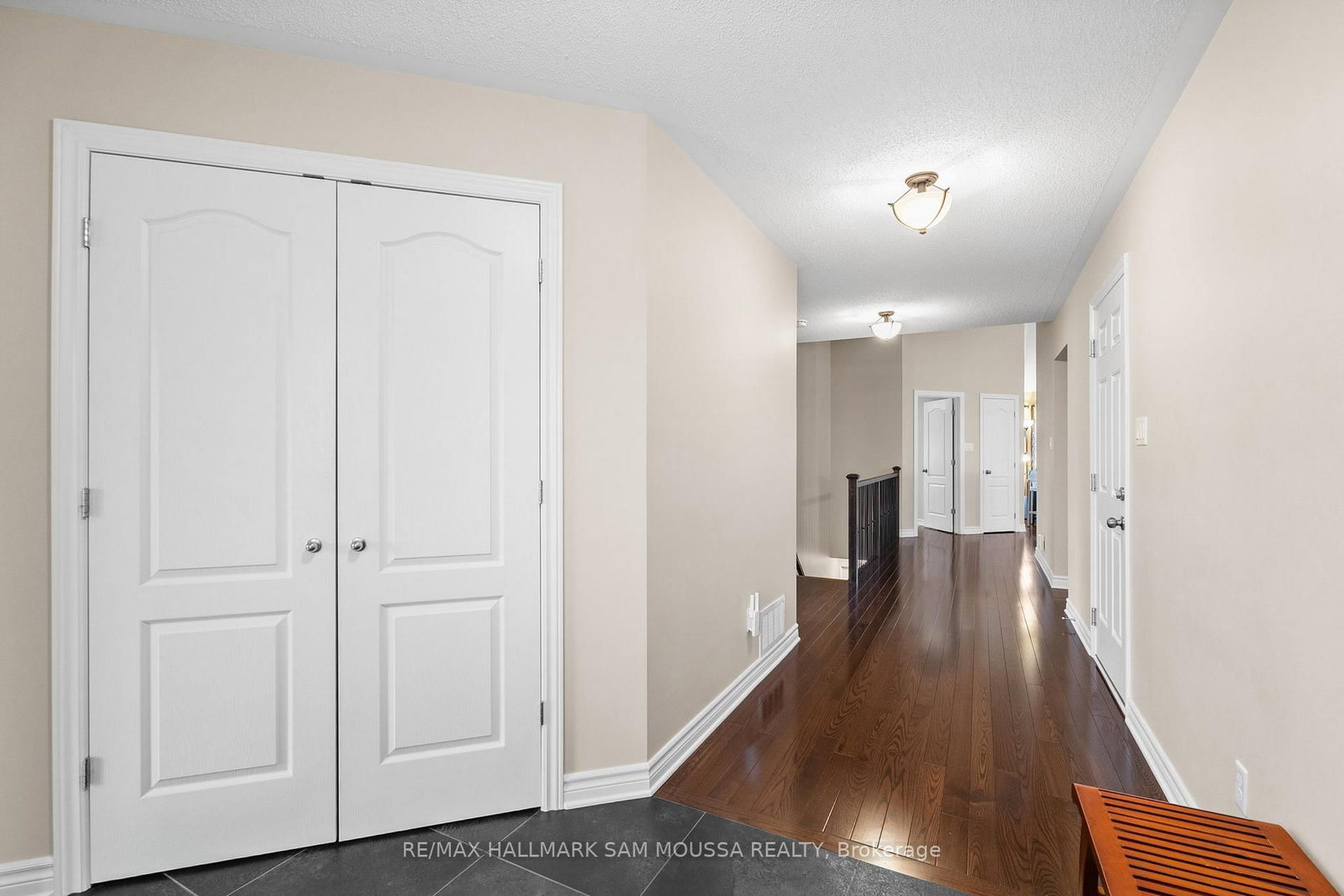 631 Robert Hill Street - Photo 5