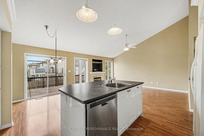 19 Settlers Ridge Way • Ottawa, ON photo 9