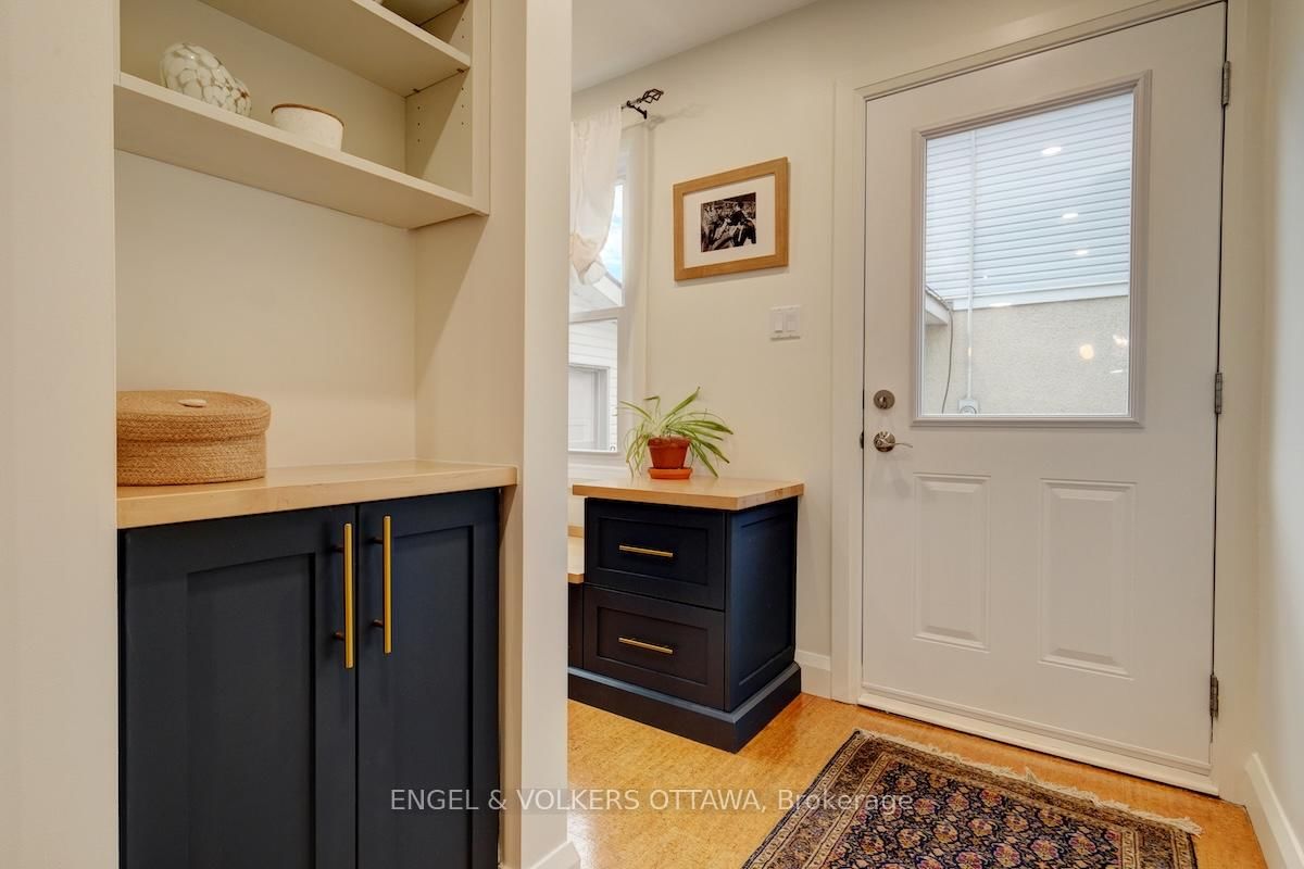 1812 Saunderson Drive - Photo 21