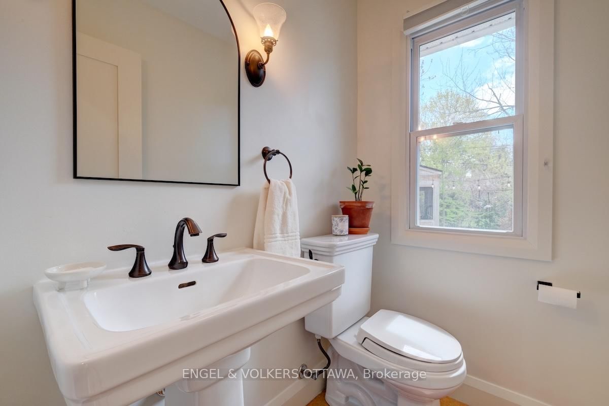 1812 Saunderson Drive - Photo 23