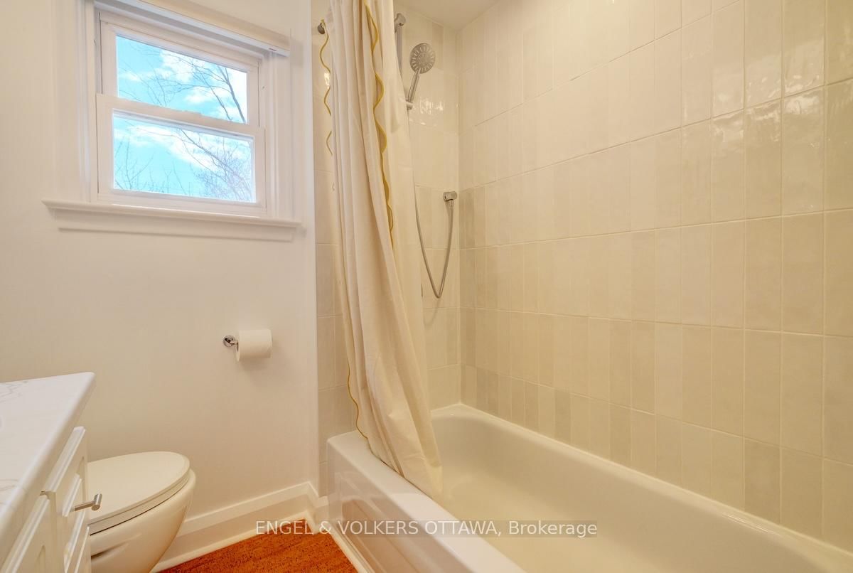 1812 Saunderson Drive - Photo 31