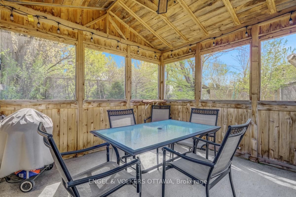 1812 Saunderson Drive - Photo 42