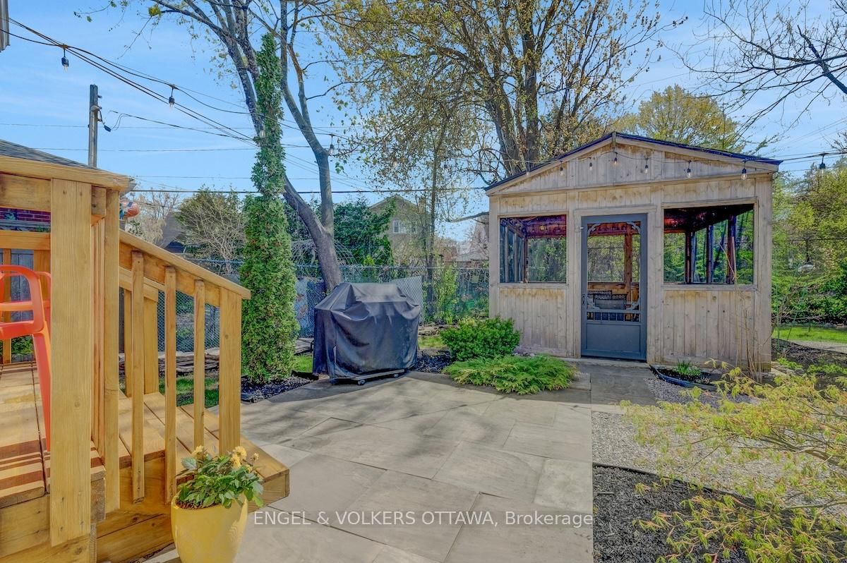 1812 Saunderson Drive - Photo 45