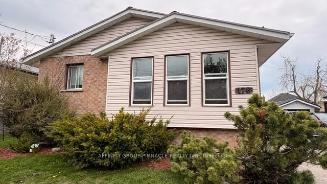 178 Colborne Street W