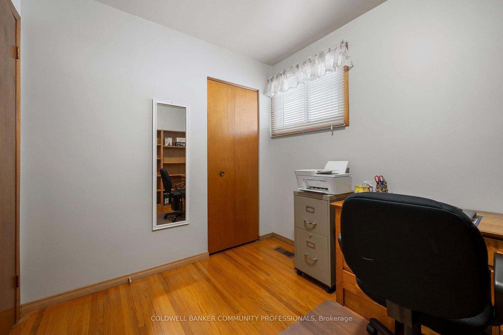 401 Mohawk Road W • Hamilton, ON photo 21