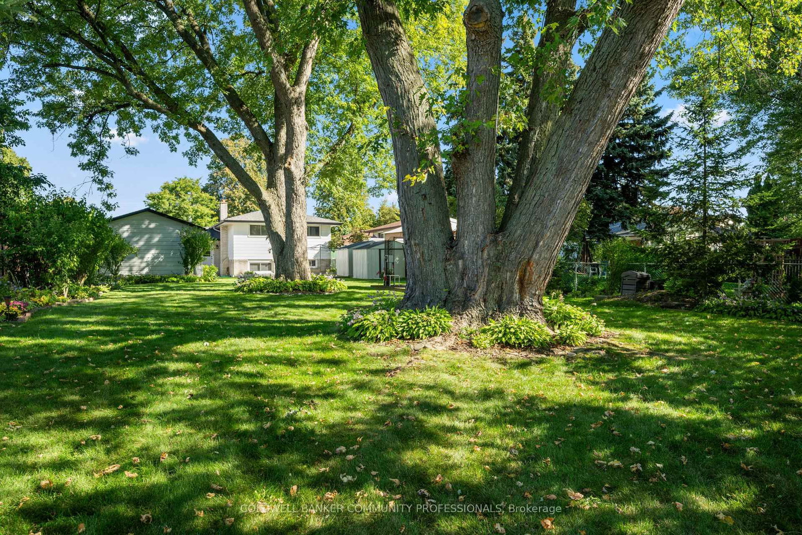 401 Mohawk Road W • Hamilton, ON photo 42