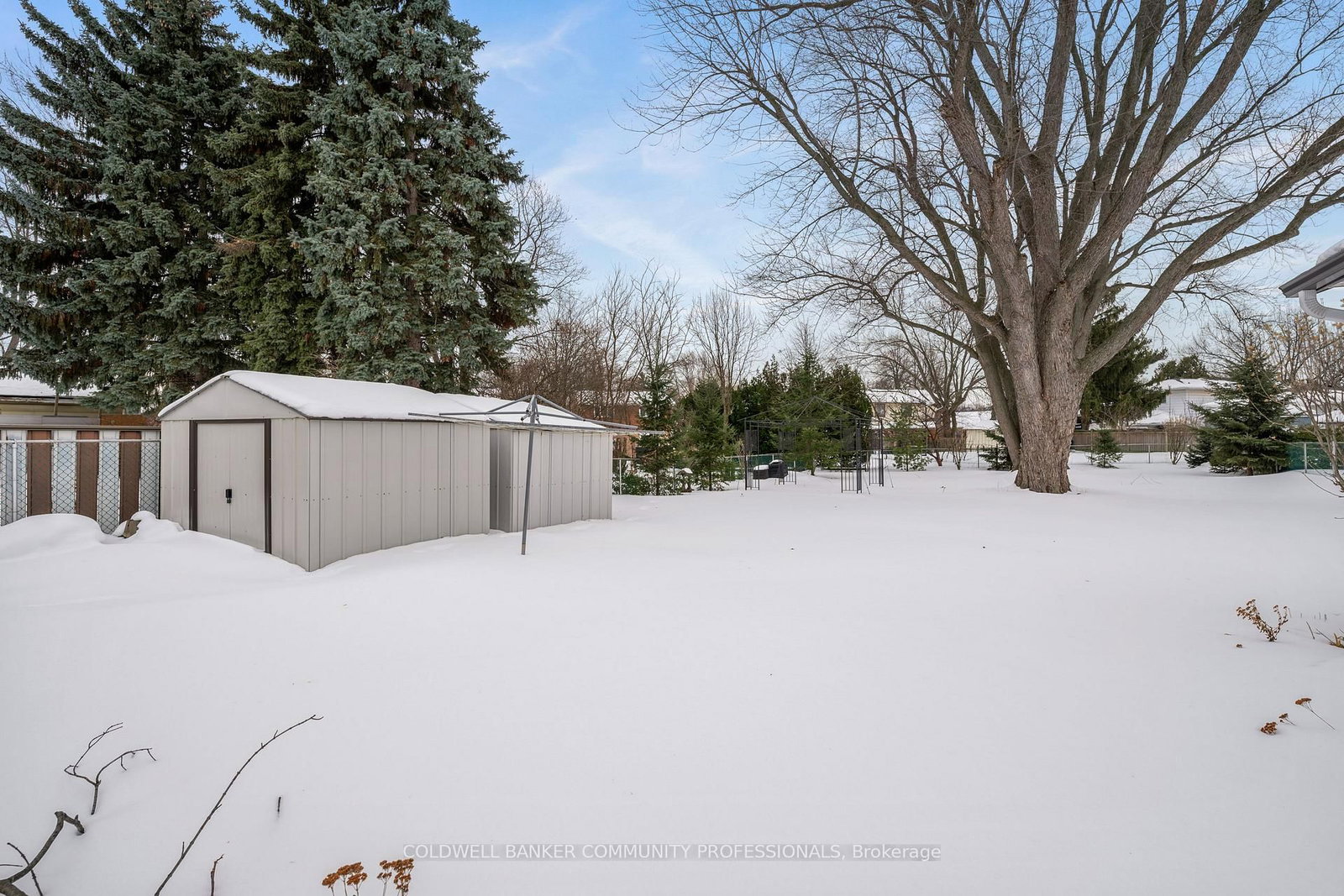 401 Mohawk Road W • Hamilton, ON photo 50