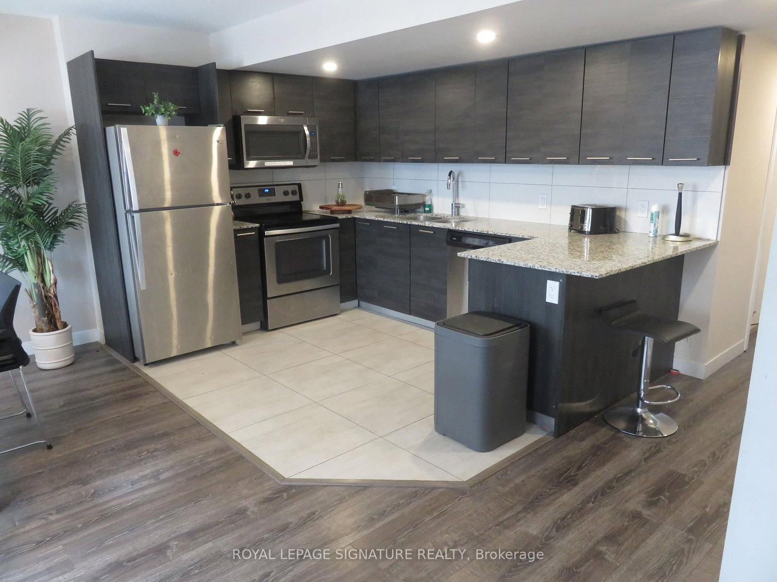 288 Albert Street • #216 • Waterloo, ON photo 18