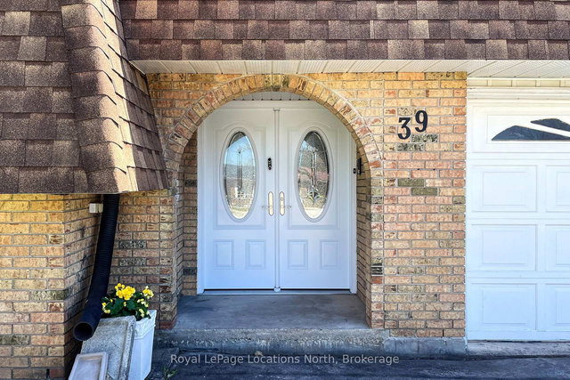 39 Centennial Heights Court