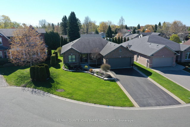 4 Hickory Court