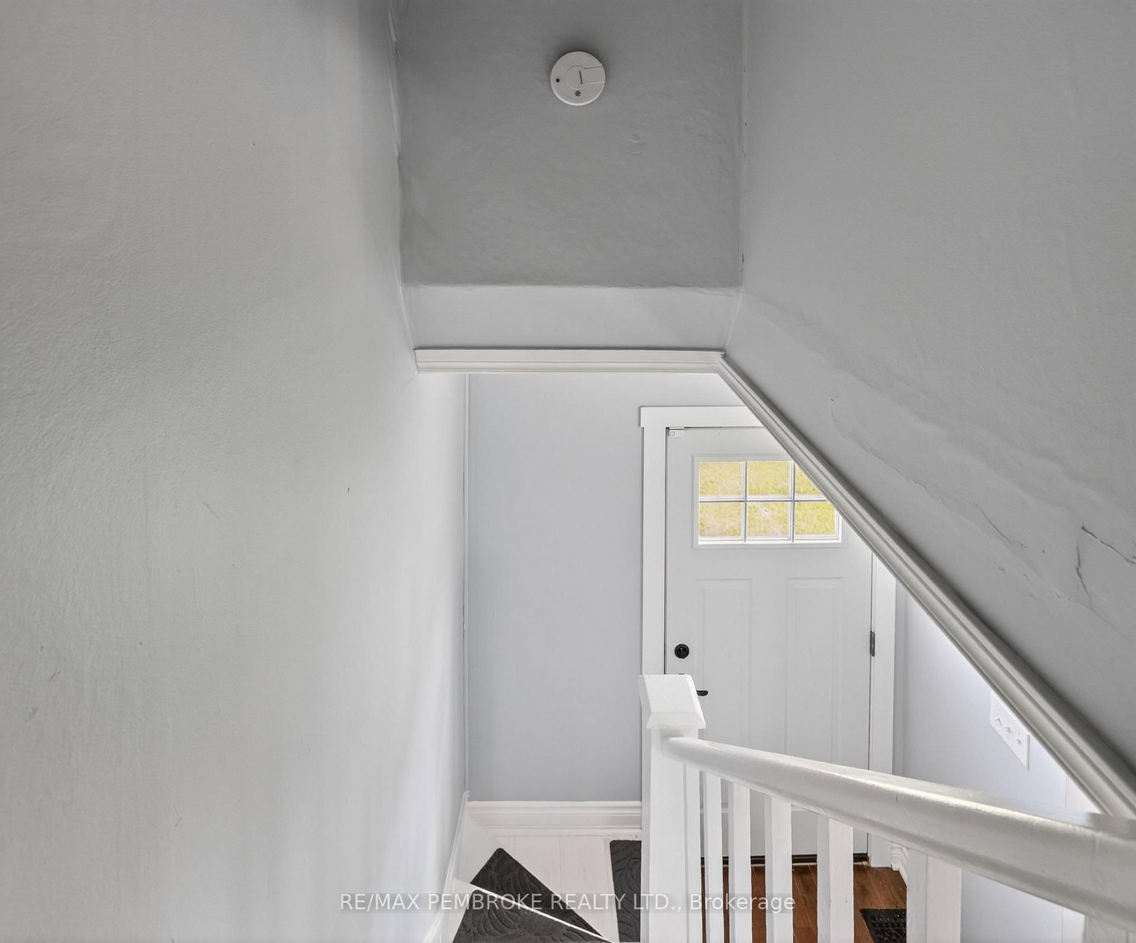 302 Willard Street • Pembroke, ON photo 18