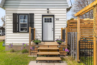 302 Willard Street • Pembroke, ON photo 3
