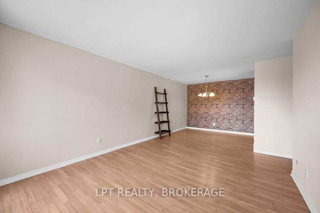 17 Eldon Hall Place • #303 • Kingston, ON photo 10