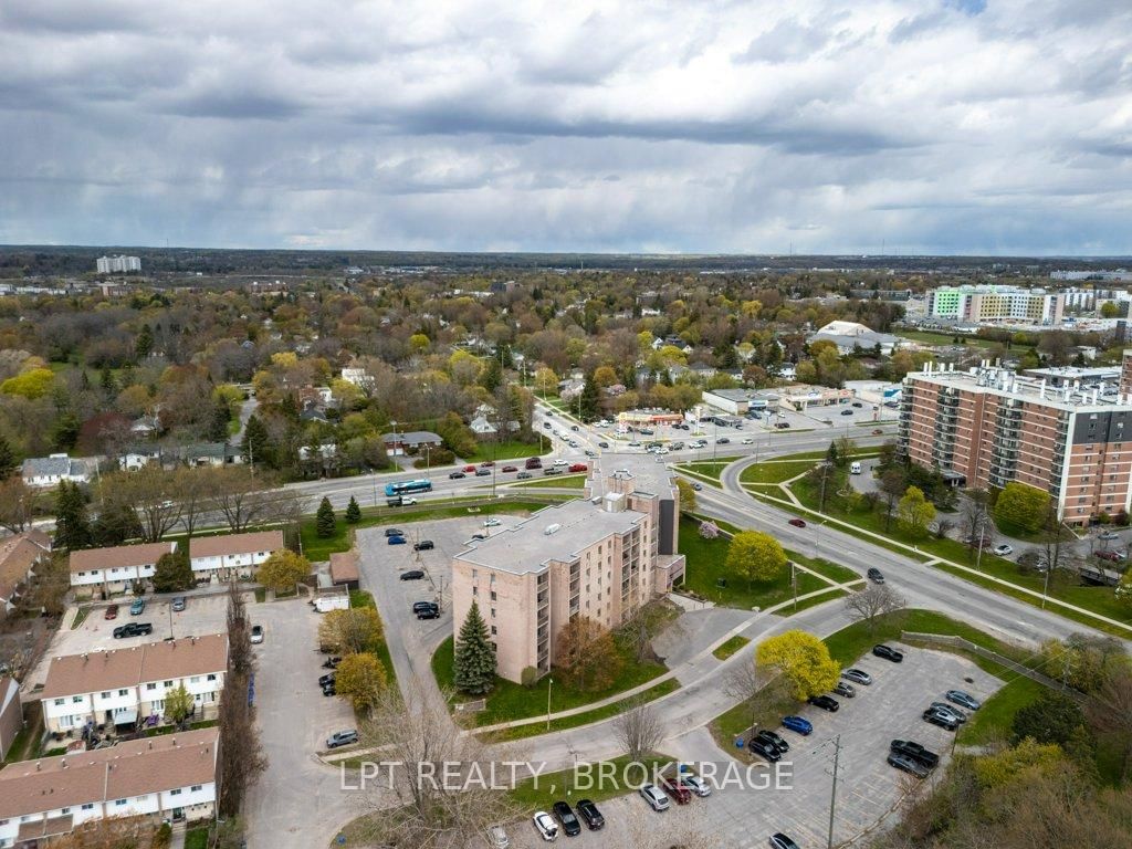 17 Eldon Hall Place • #303 • Kingston, ON photo 24