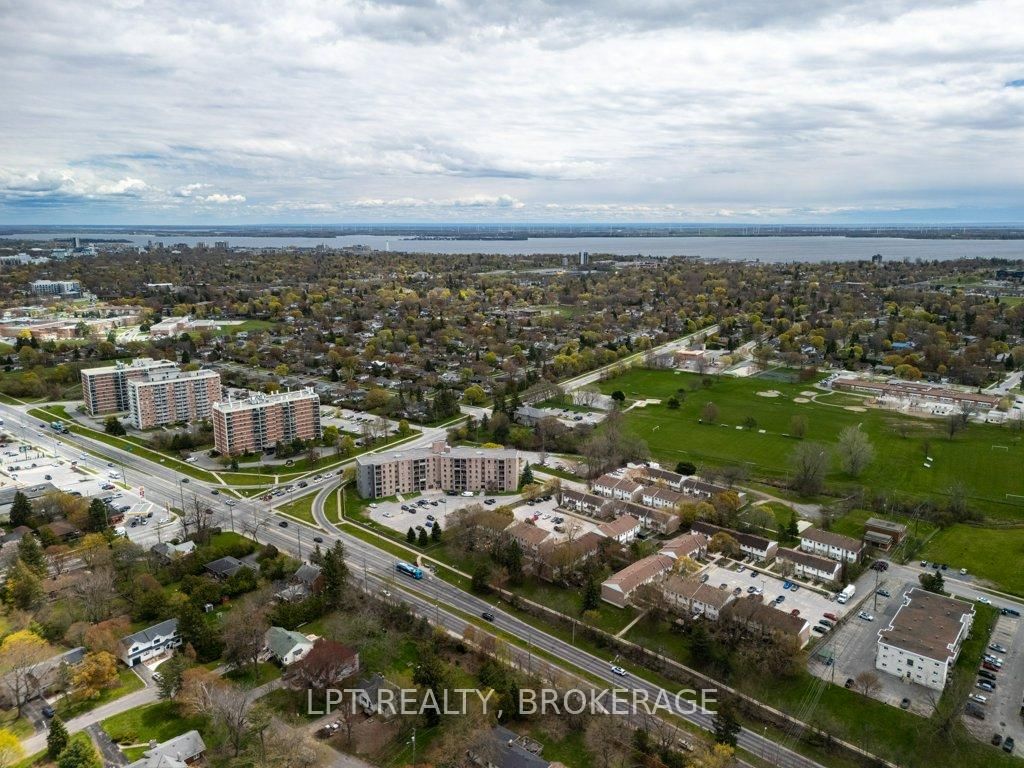 17 Eldon Hall Place • #303 • Kingston, ON photo 25