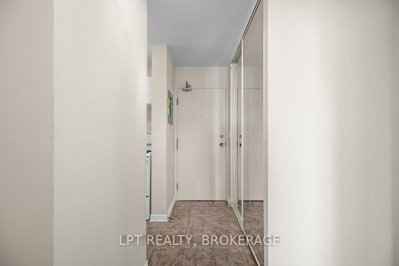 17 Eldon Hall Place • #303 • Kingston, ON photo 6