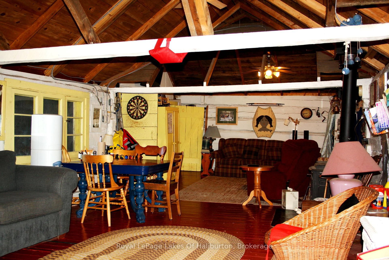 13303 Little Hawk Lake - South Shore • Algonquin Highlands, ON photo 17