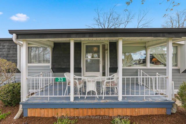 33 Fairview Crescent