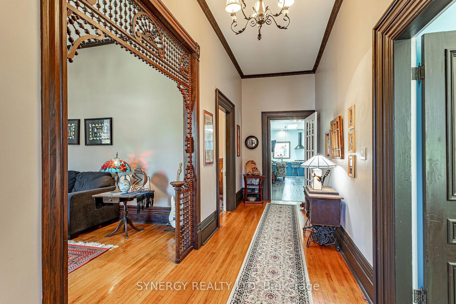 5 Hull Road • Strathroy-Caradoc, ON photo 4