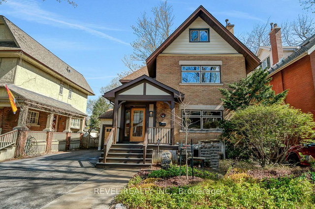 28 Broadway Avenue