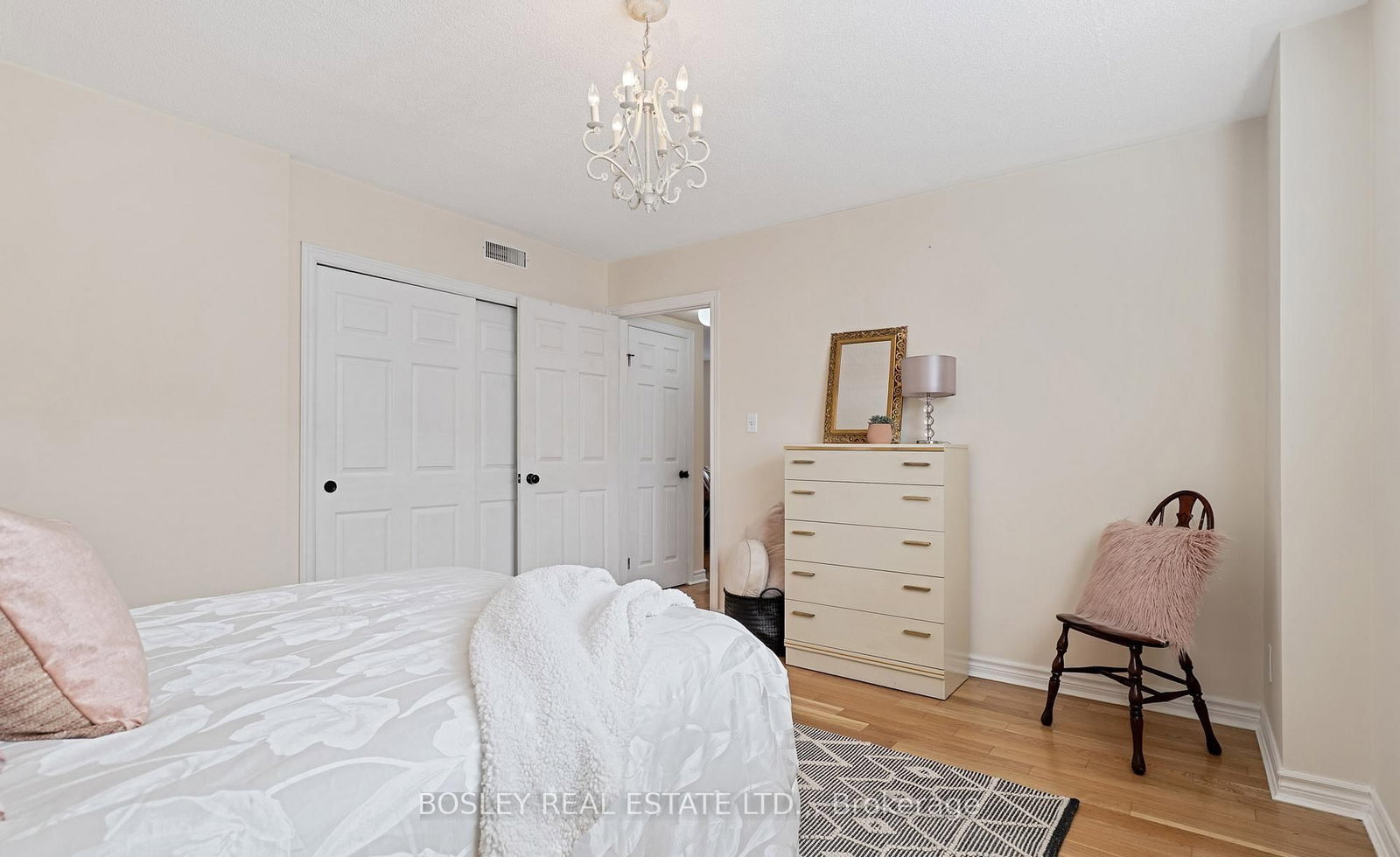 1061 Vansickle Road N, Unit 205A - Photo 22
