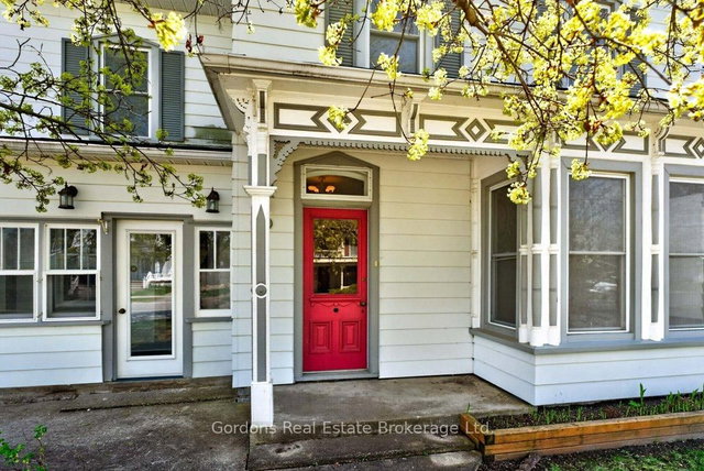 93 West Mary Street