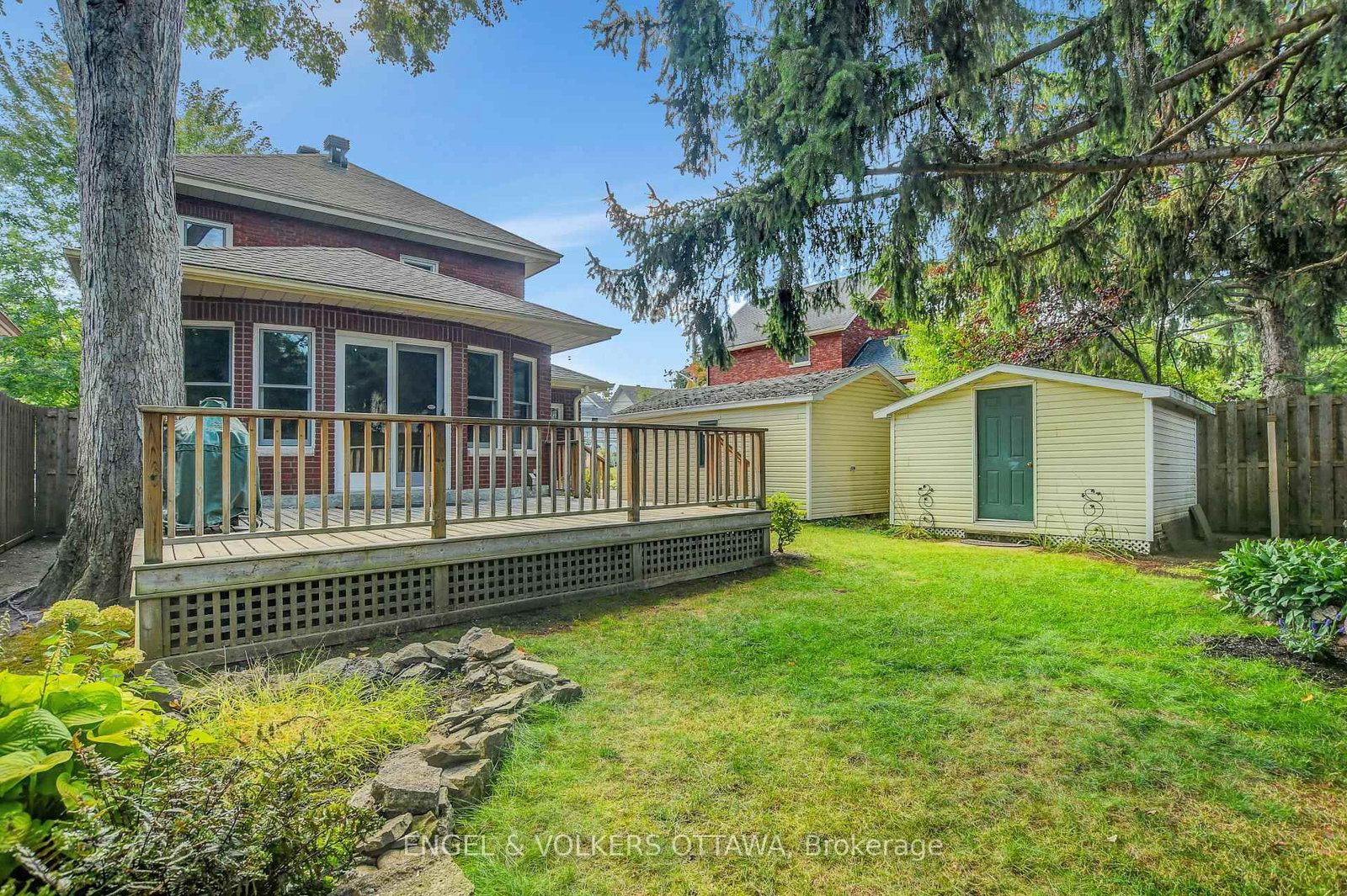 77 Helena Street - Photo 5
