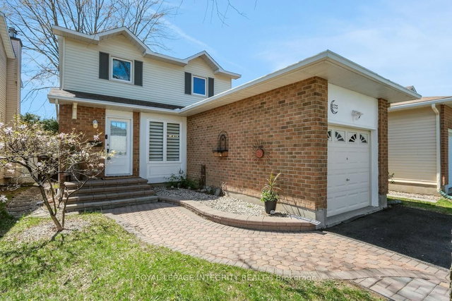 1575 Des Grives Crescent