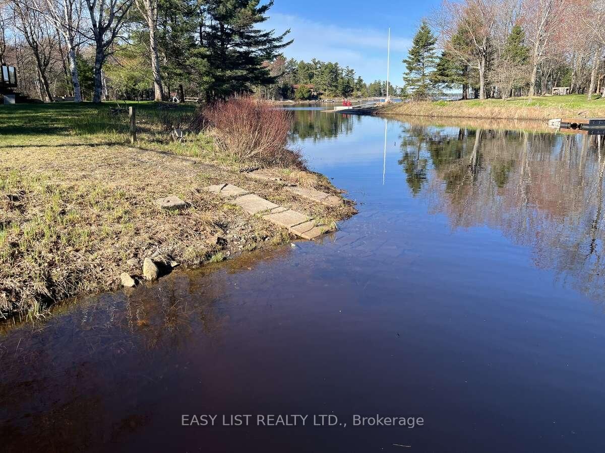 16 Leaside Drive • The Archipelago, ON photo 11
