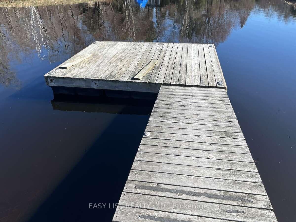 16 Leaside Drive • The Archipelago, ON photo 9