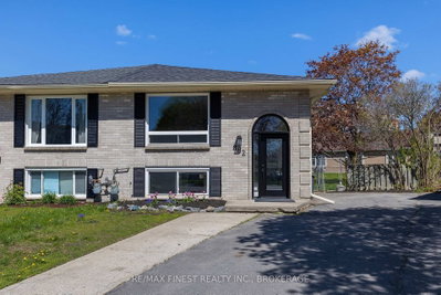882 BEACONHILL Court • Kingston, ON photo 2
