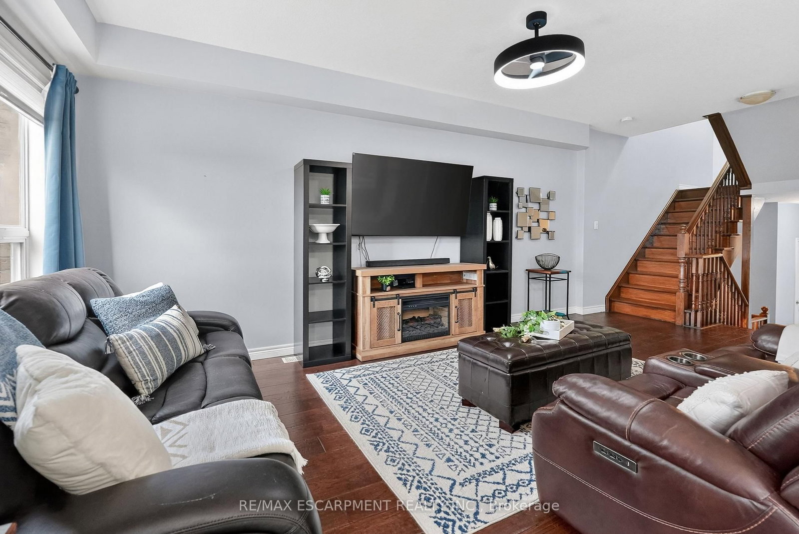 8 Lakelawn Road • #11 • Grimsby, ON photo 5
