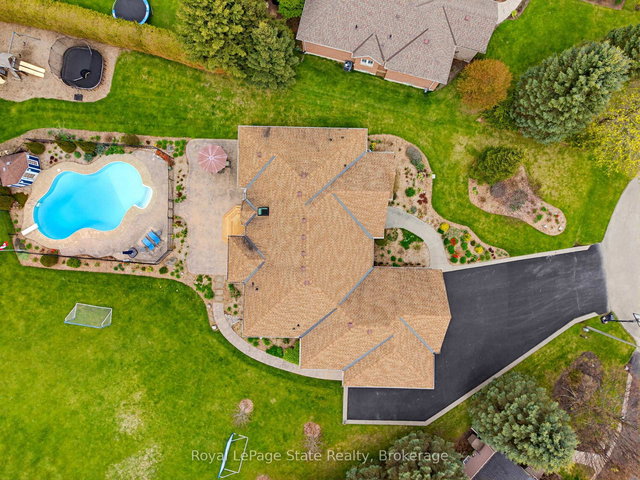 20 Savona Crescent