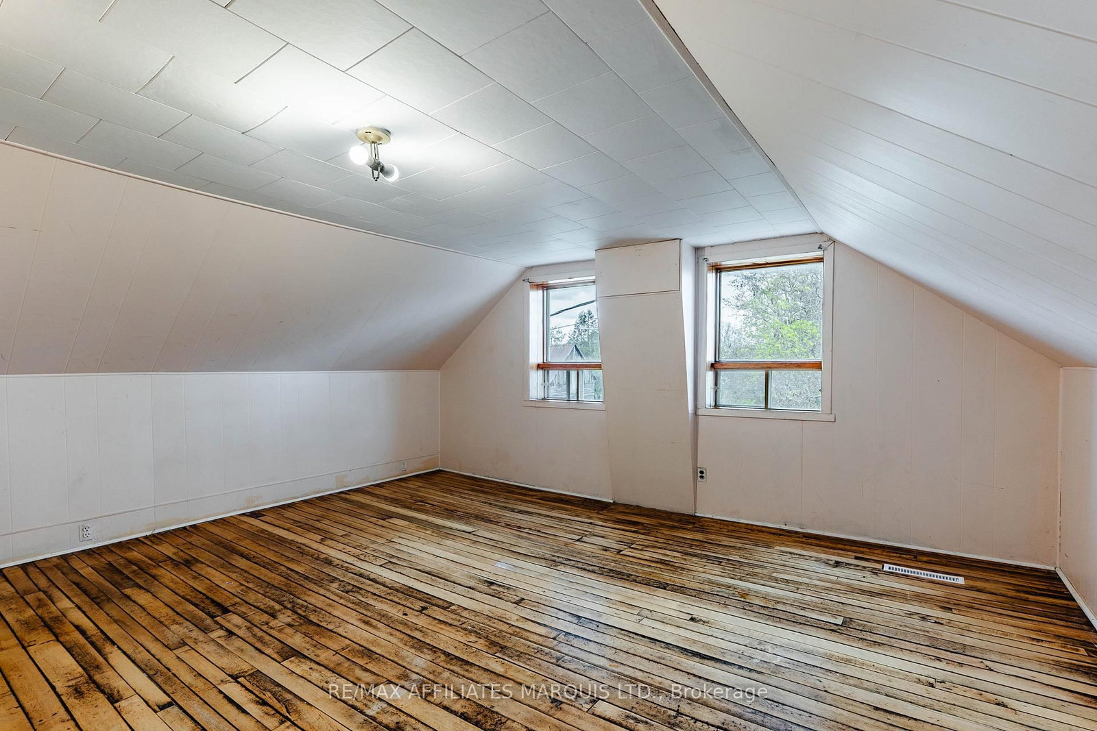 21910 Seguin Mill Street • North Glengarry, ON photo 20