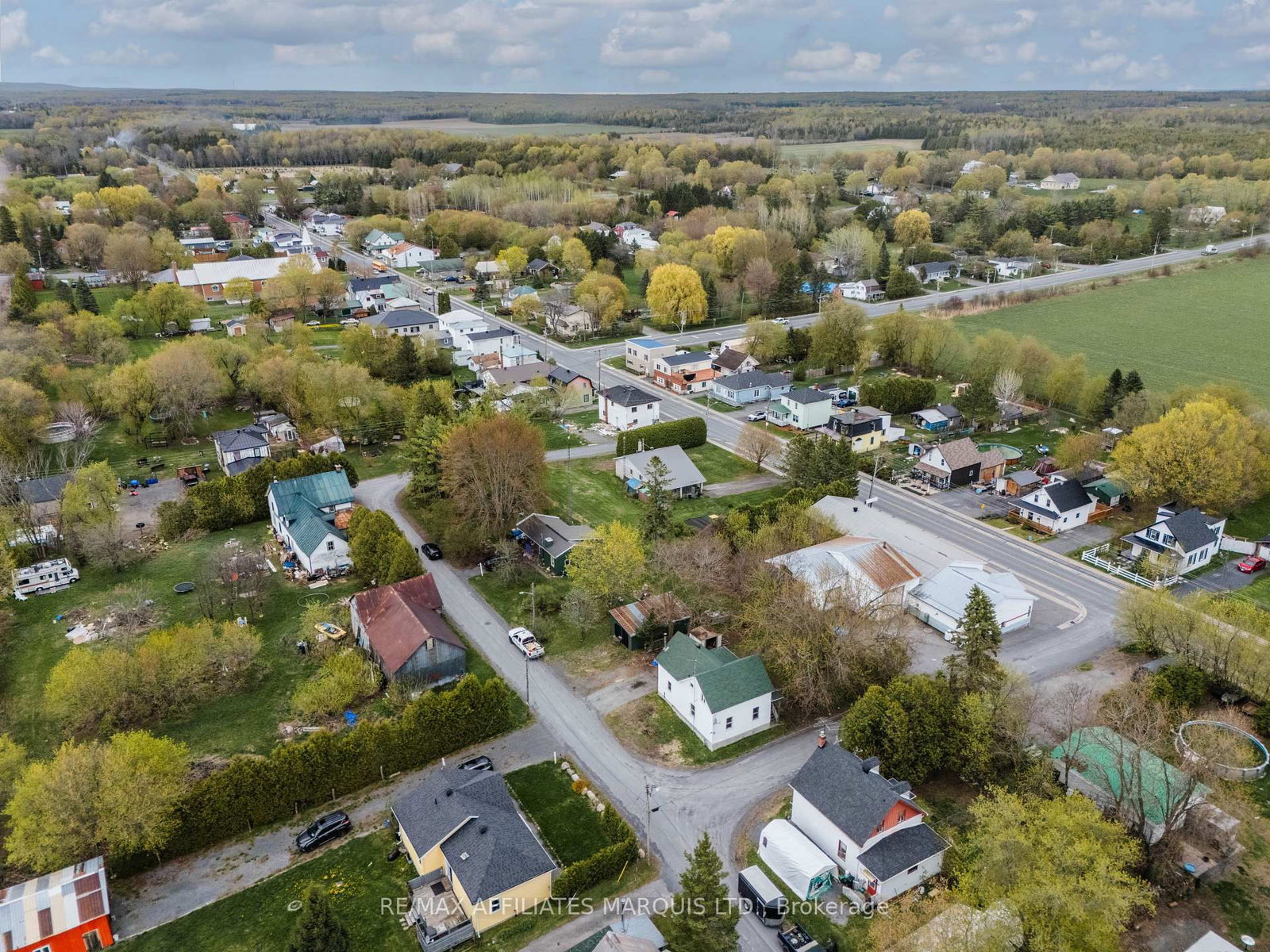 21910 Seguin Mill Street • North Glengarry, ON photo 35