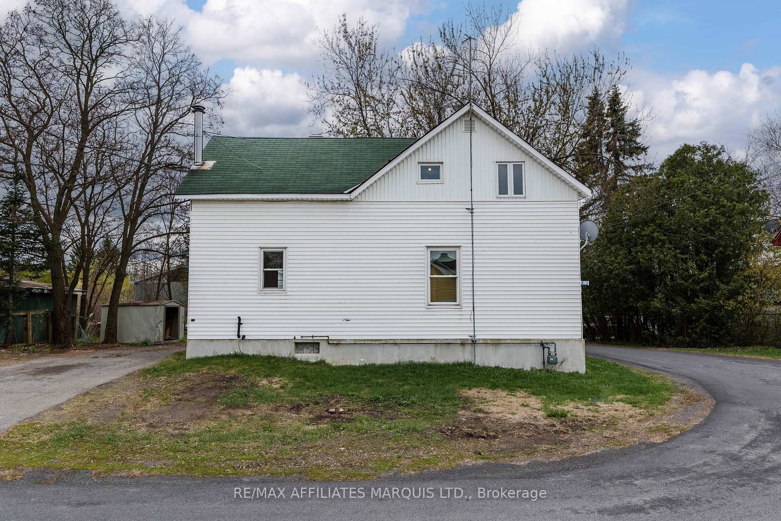 21910 Seguin Mill Street • North Glengarry, ON photo 4