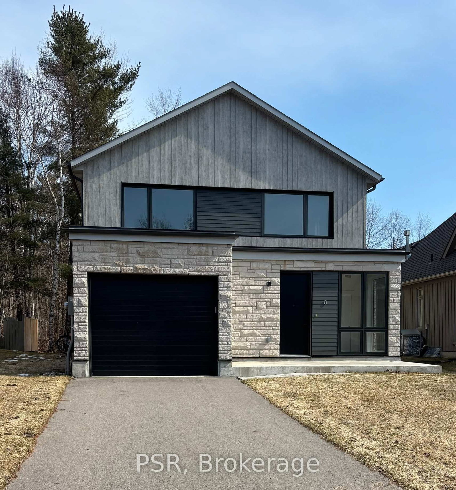 8 Baypoint Court