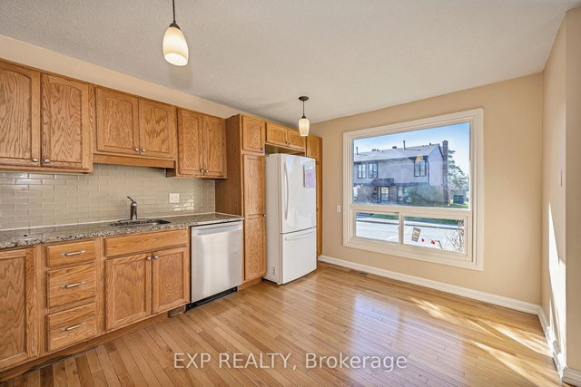 111 - 860 Cahill Drive W
